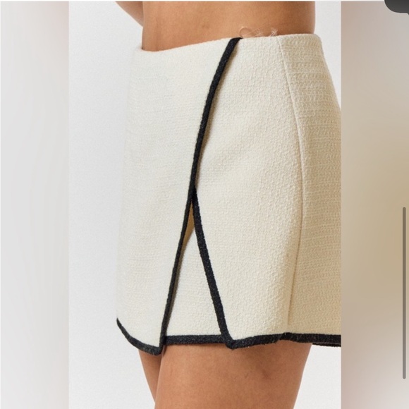 #222 “TWO PIECE TWEED SET” - Picture 4 of 10